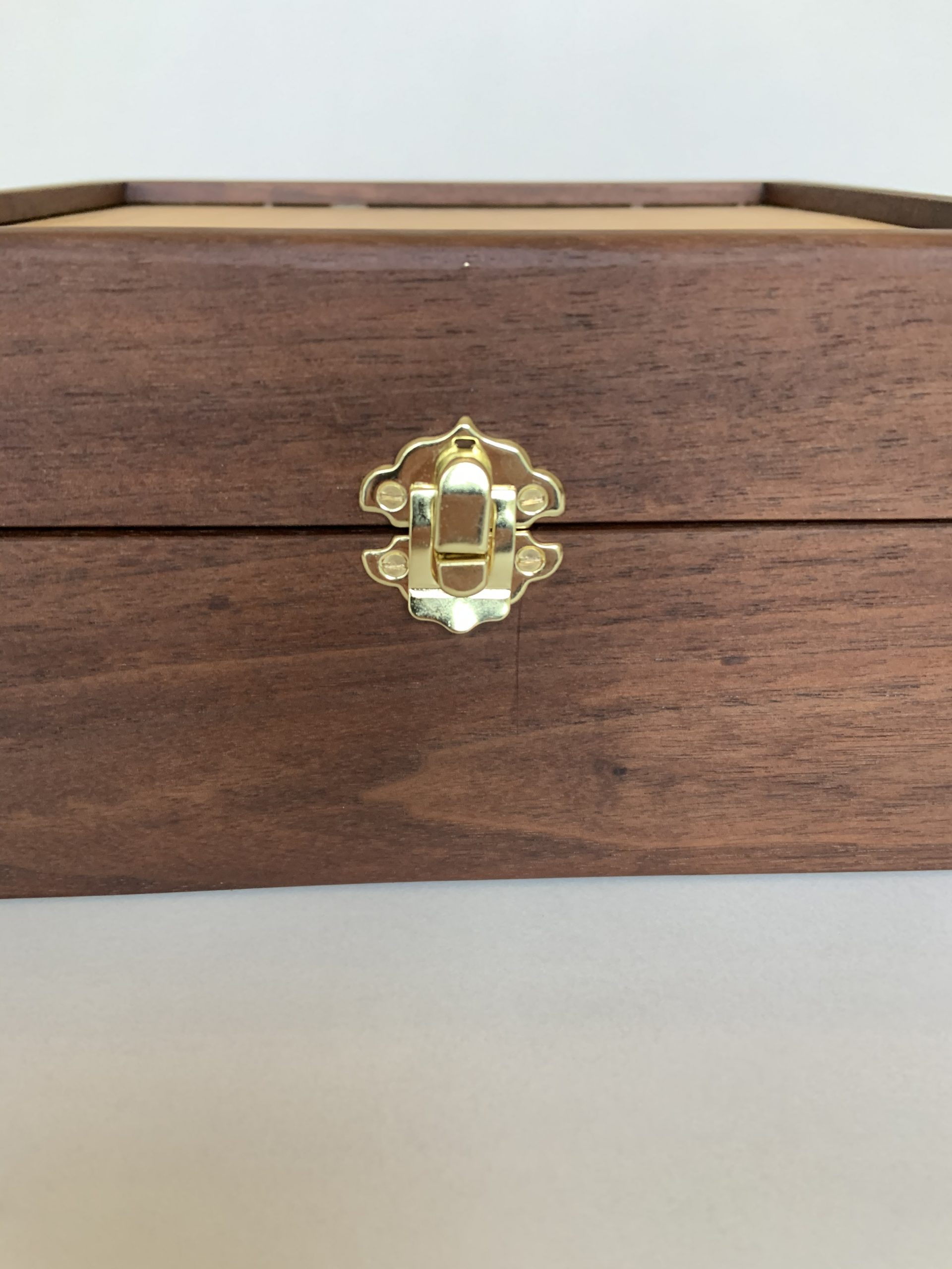 Wooden Stashbox latch