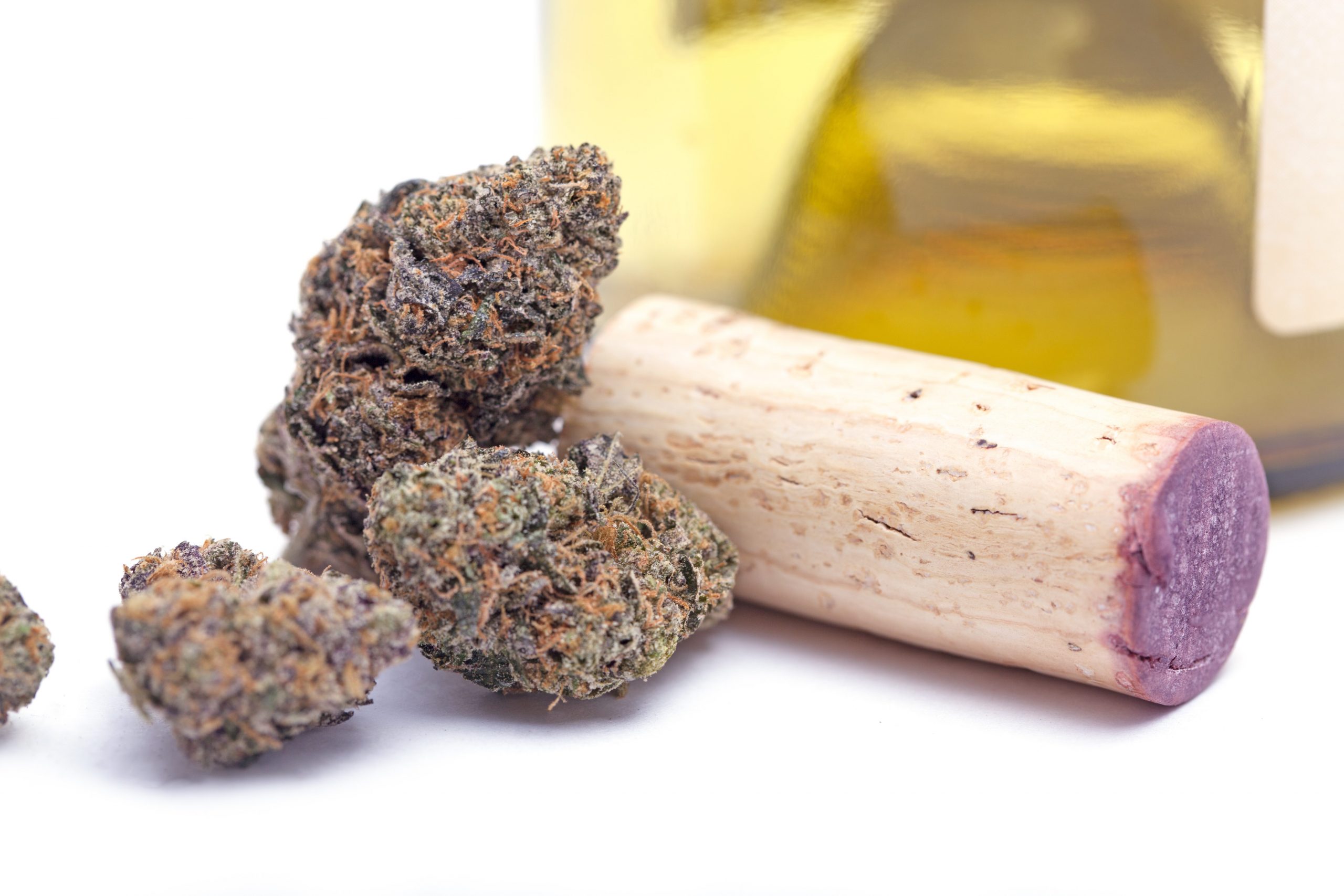 how-to-taste-your-bud-parallels-in-wine-tasting-and-cannabis-flavor-fix