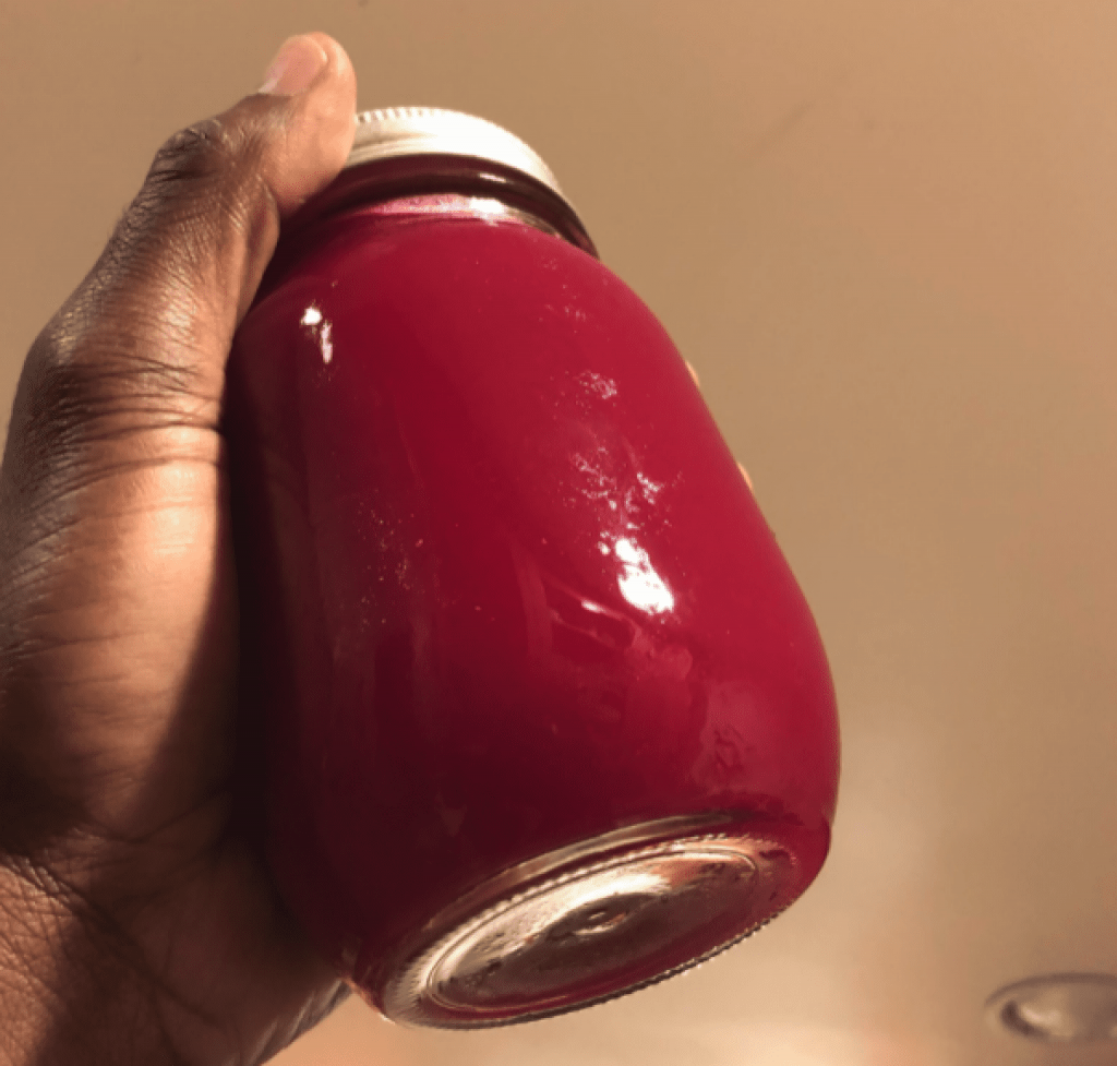 Chef Korby juicing fast 1536x1465 1