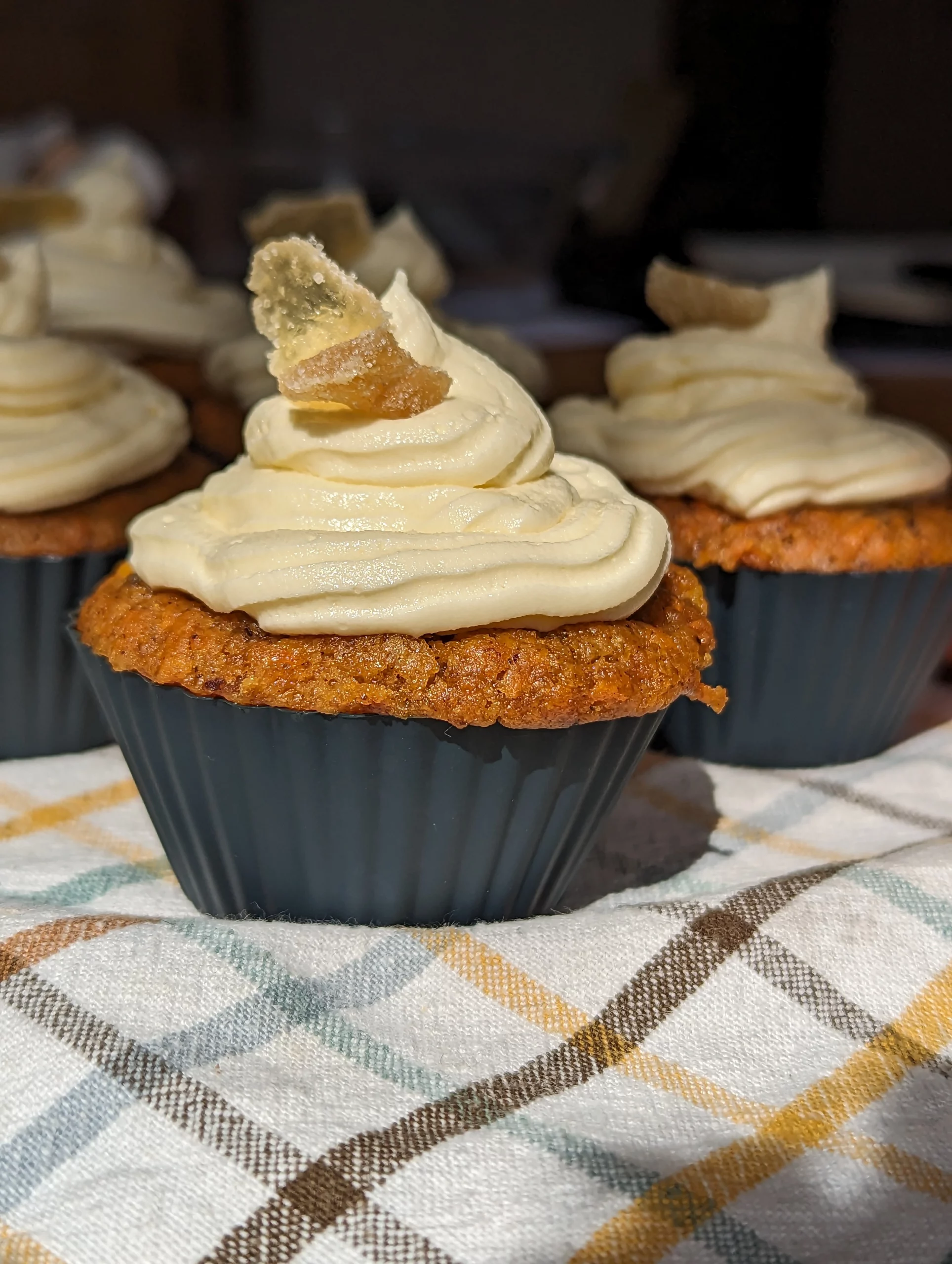 cannabis infused buttercream frosting and muffin