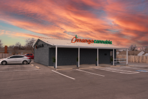 Mango Cannabis Weed Dispensary - Lyons Park
