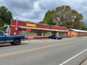 Smoking Crow Cannabis Dispensary - Mora